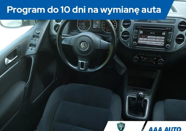 Volkswagen Tiguan cena 52000 przebieg: 145541, rok produkcji 2012 z Łowicz małe 254